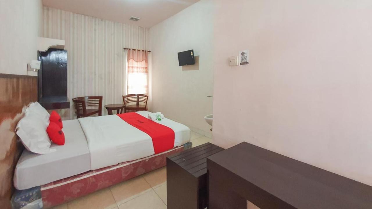 Reddoorz At Pujon Malang Hotel Batu  Buitenkant foto