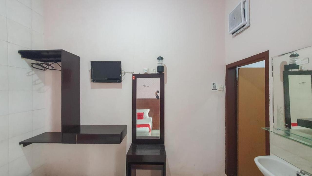 Reddoorz At Pujon Malang Hotel Batu  Buitenkant foto