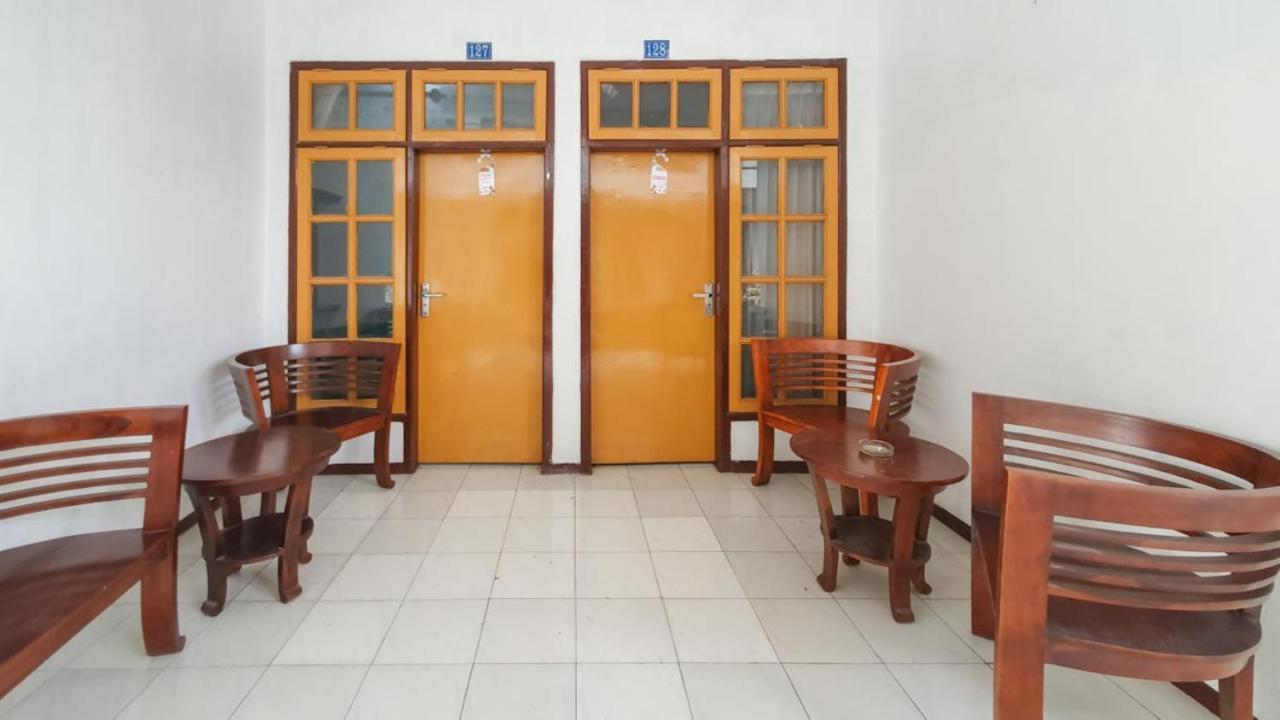 Reddoorz At Pujon Malang Hotel Batu  Buitenkant foto